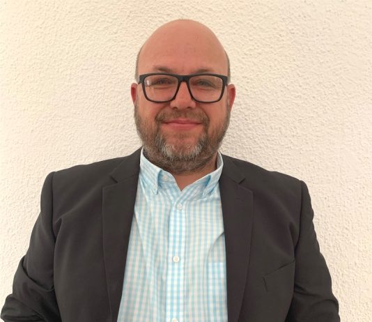 Brian Smith, Datacentrix