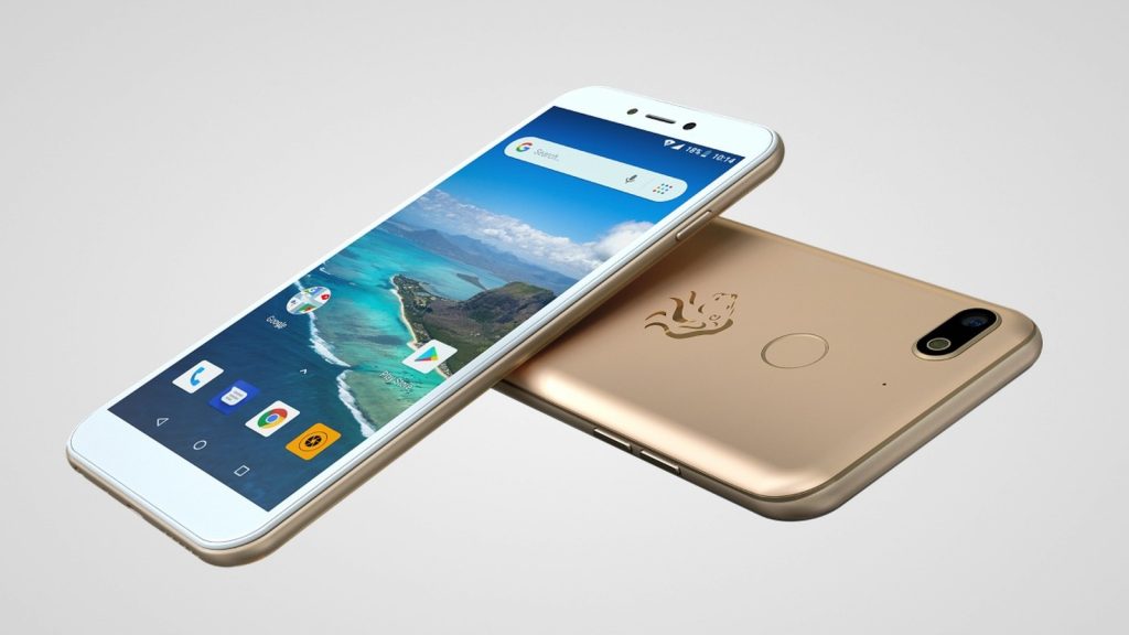 Vodacom and Mara Phones introduce locally-built devices to South Africans